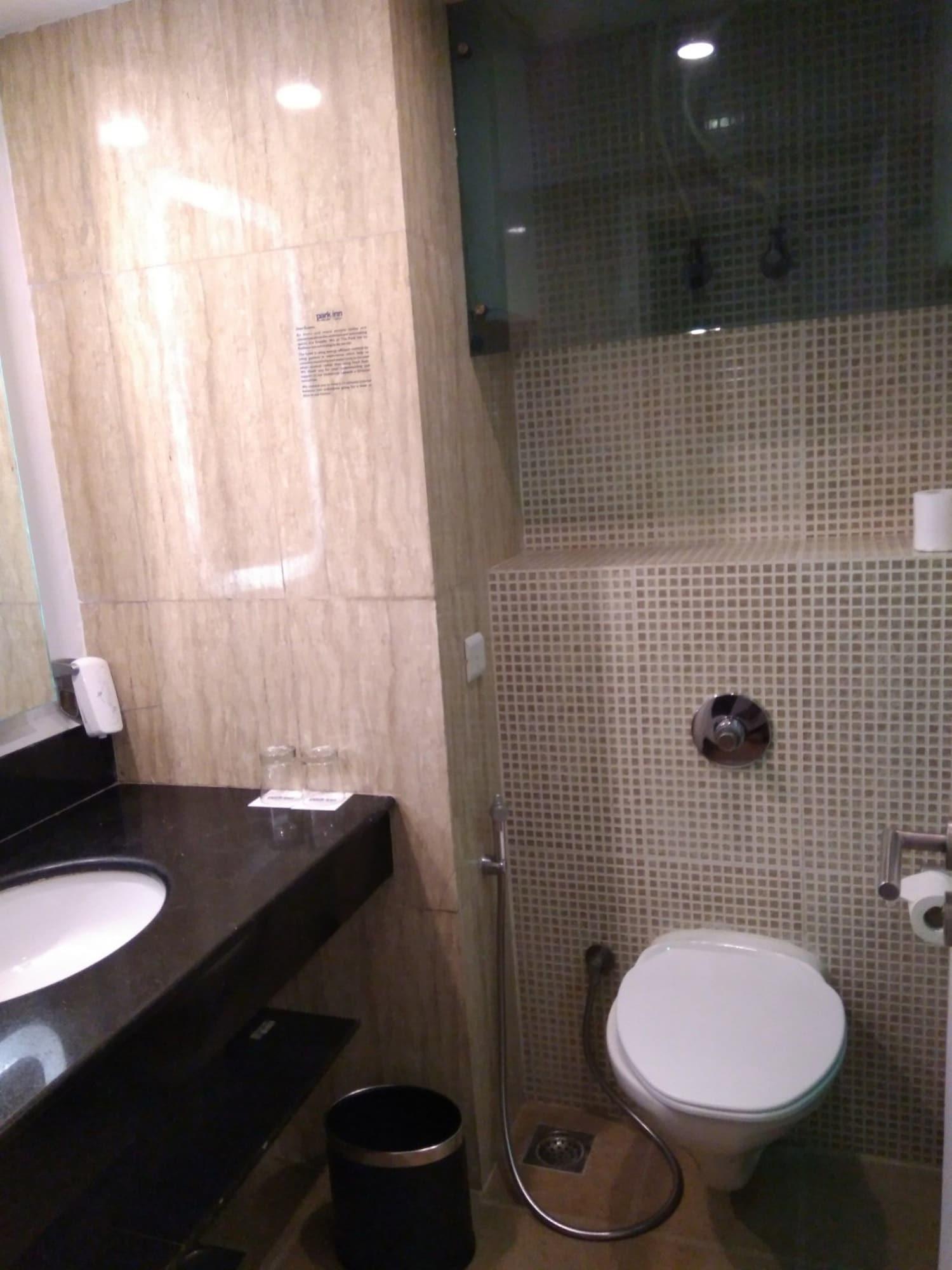 Park Inn By Radisson Amritsar Airport Exterior foto